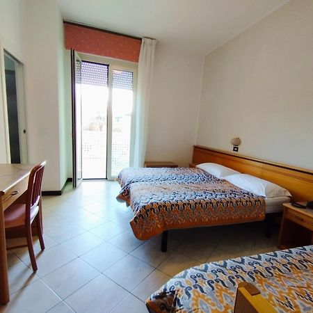 Hotel Excelsior Cervia Ngoại thất bức ảnh