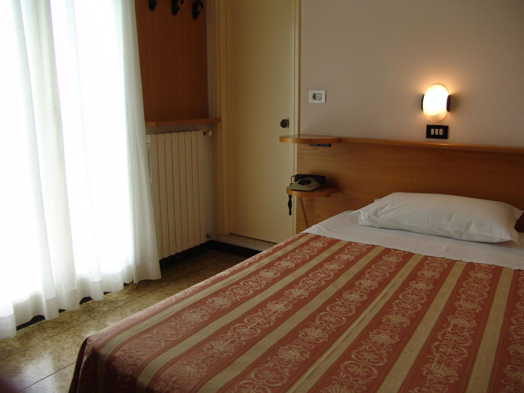 Hotel Excelsior Cervia Phòng bức ảnh