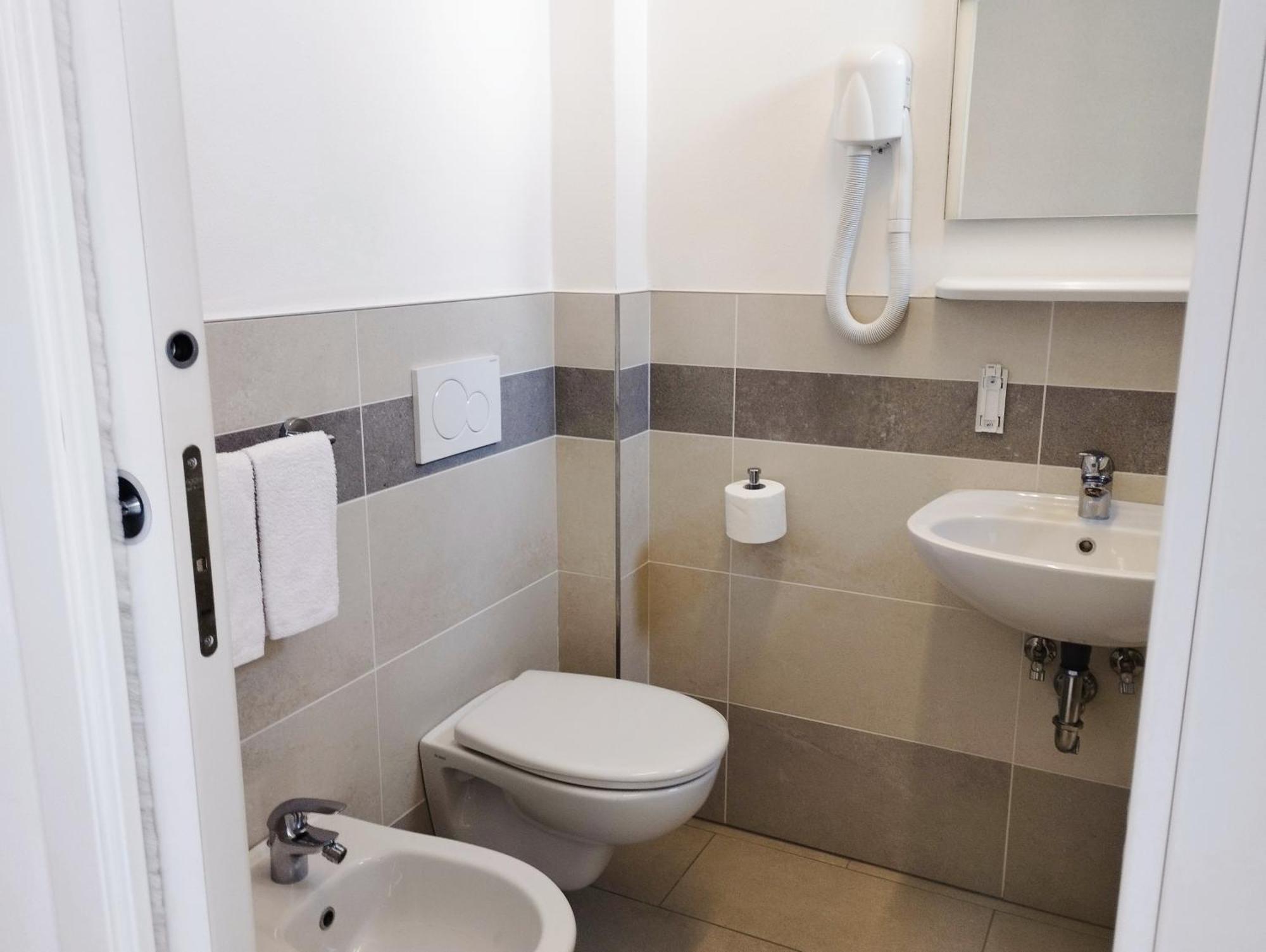 Hotel Excelsior Cervia Ngoại thất bức ảnh
