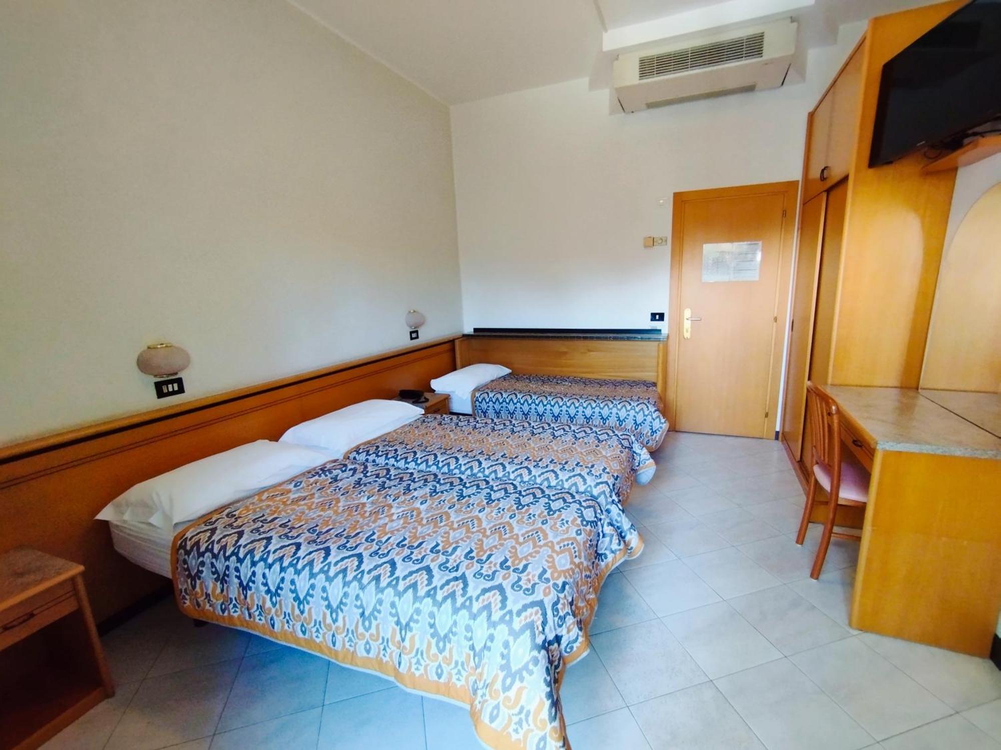 Hotel Excelsior Cervia Ngoại thất bức ảnh