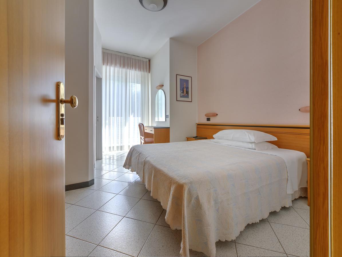 Hotel Excelsior Cervia Ngoại thất bức ảnh